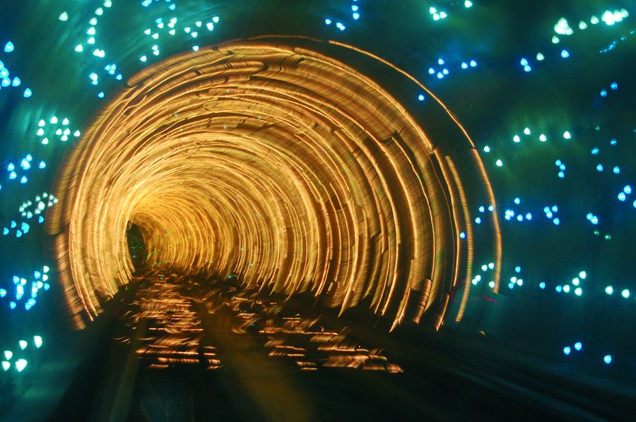 Shanghai Bund Sightseeing Tunnel, Китай, метро, метростанция