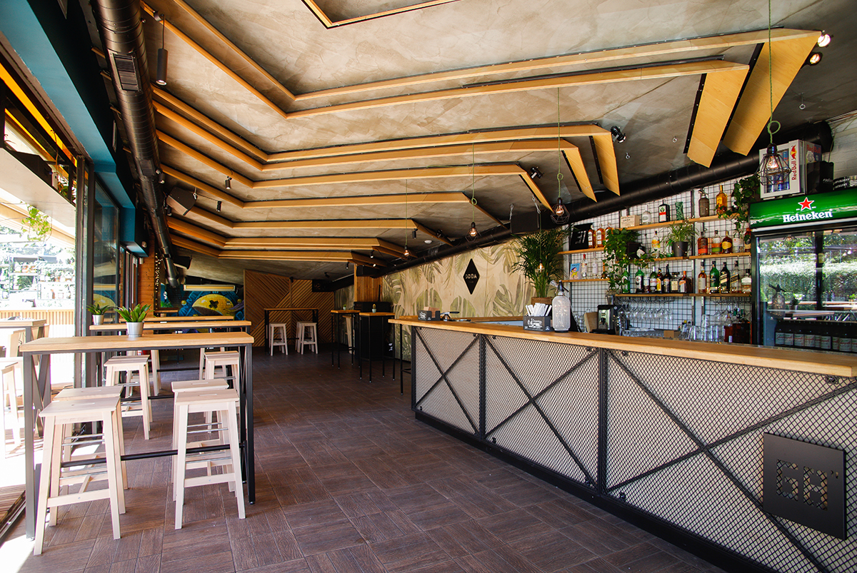 Ново място в София Soda Bar барове и клубове GoGuide.bg