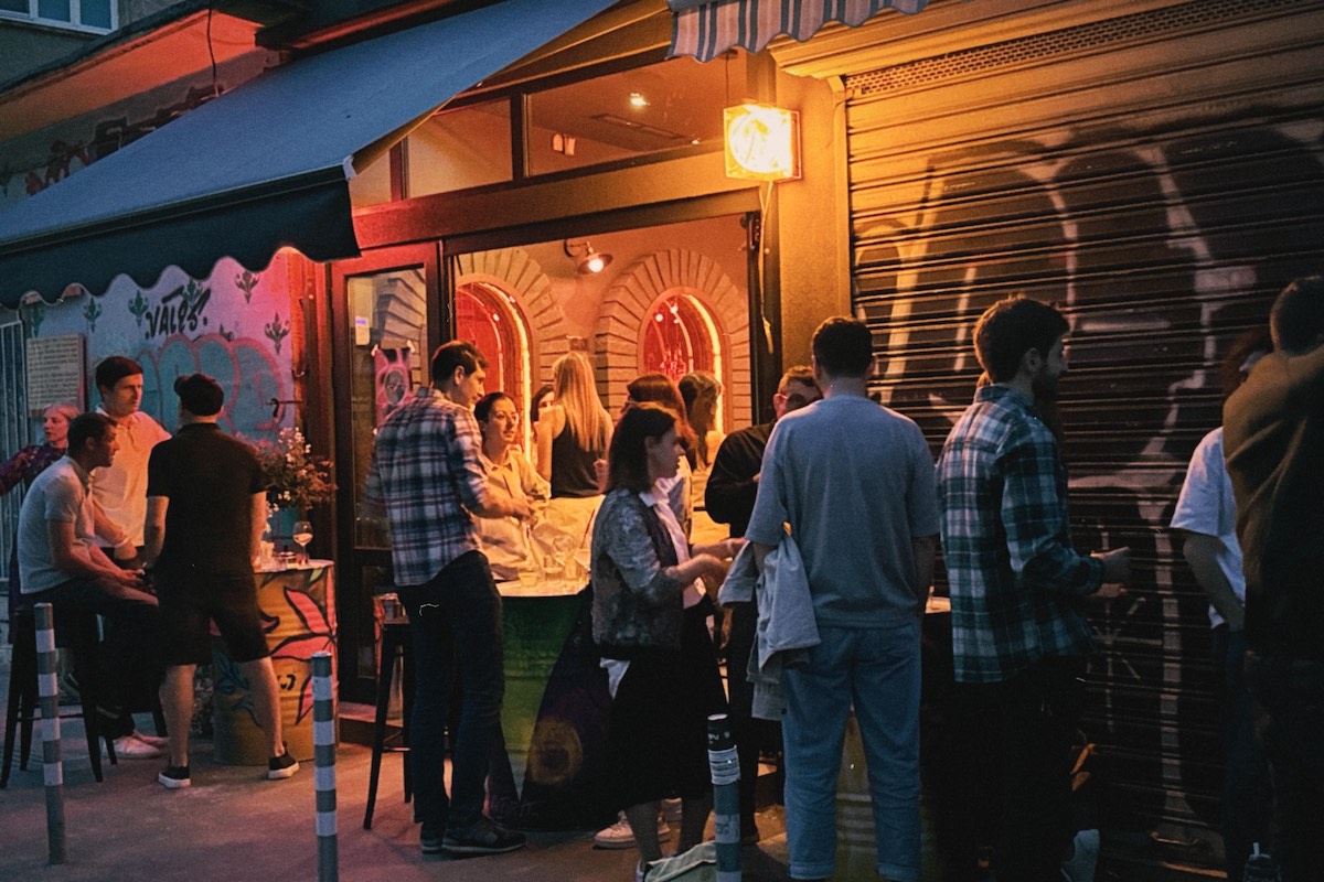 Ново място в София: Spritz Bar Sofia