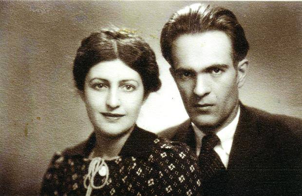 Зад стиховете, които ще споделите на 24 май: Историите на Бойка Вапцарова и Мара Белчева