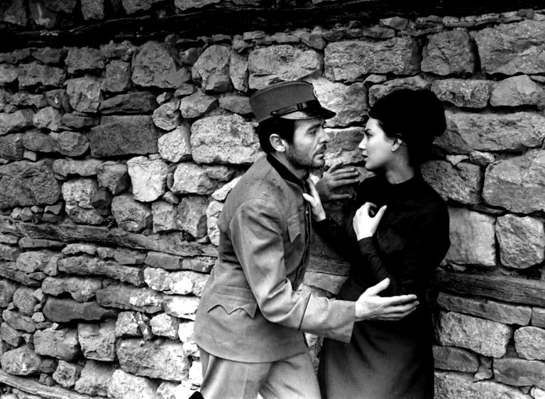 Актьор по член 54: С дъх на Невена Коканова