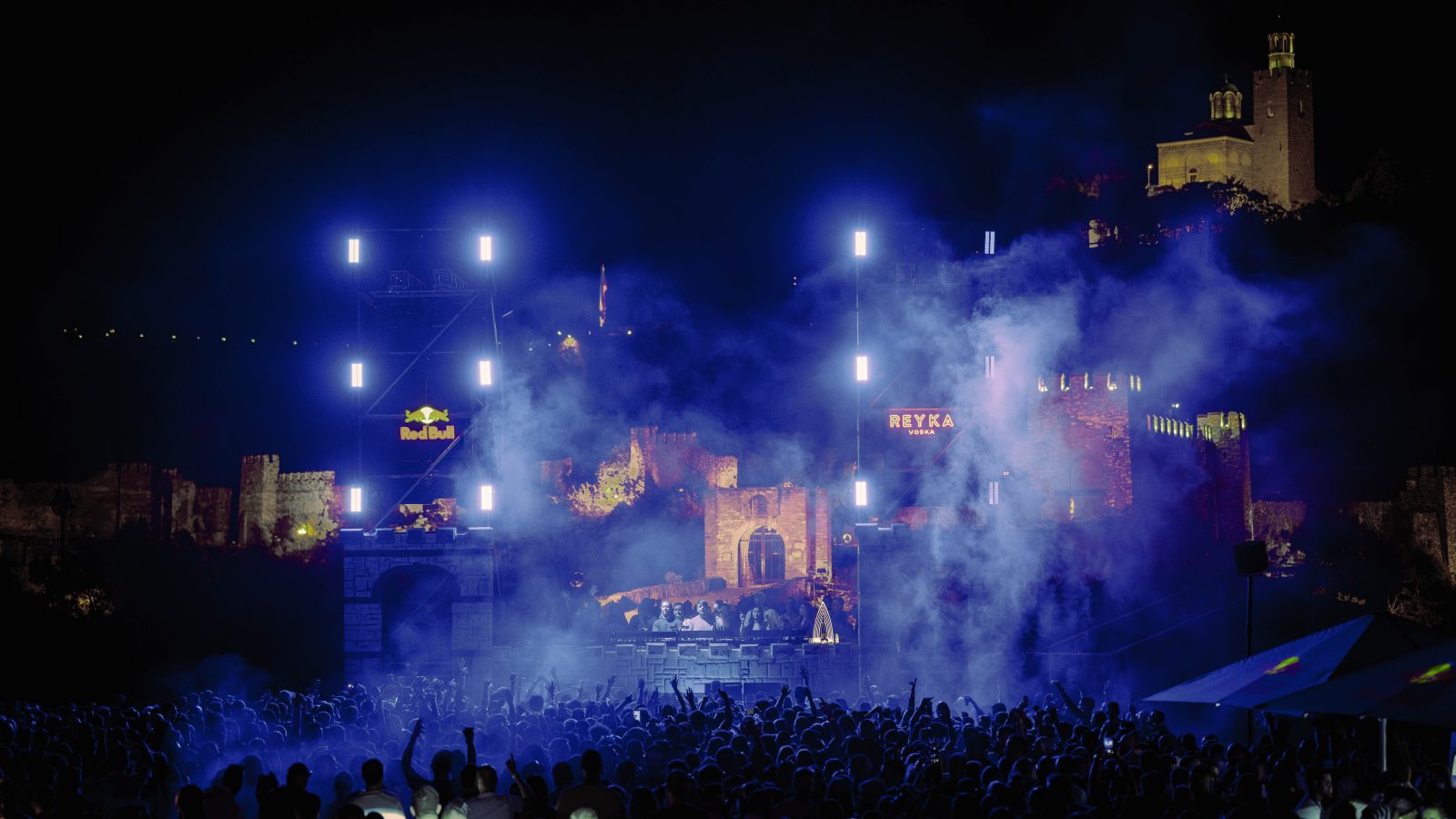 Saké превзема София с UTOPIA срещу DYSTOPIA