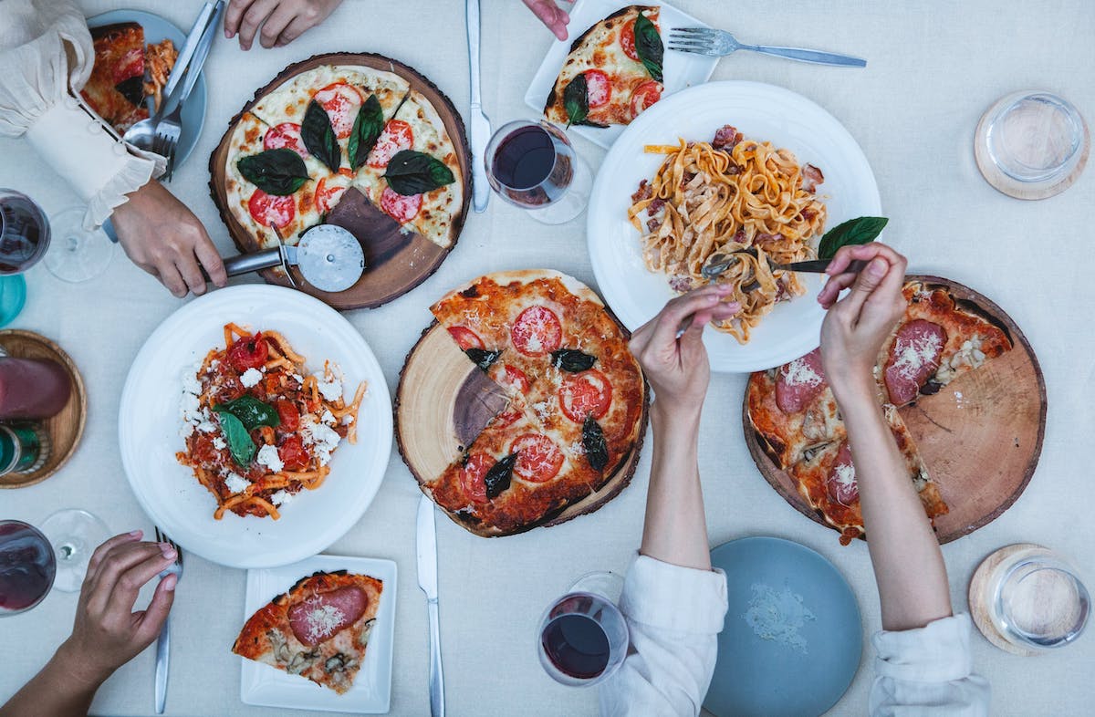 Ресторантите с пица и паста, които пренасят Италия в София