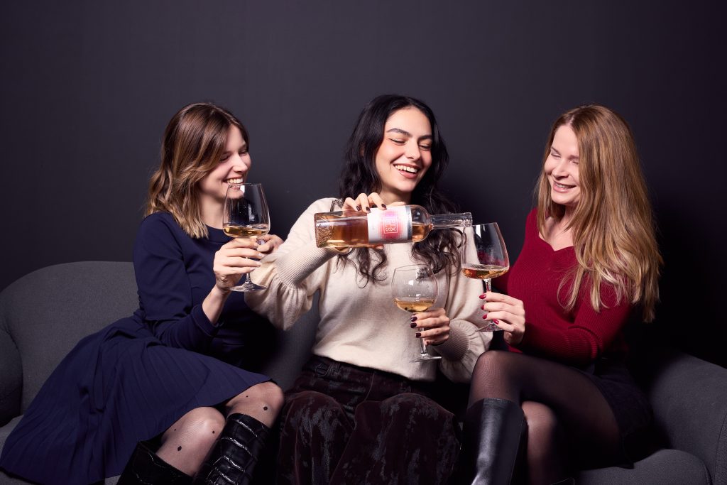 Single, not sorry: три персонажа, три вина, нула извинения